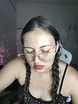 Snapshot of dani123unica chatting on November 2025 10:31:02 PM dani123unica online show from November 2025 10:31:02 PM