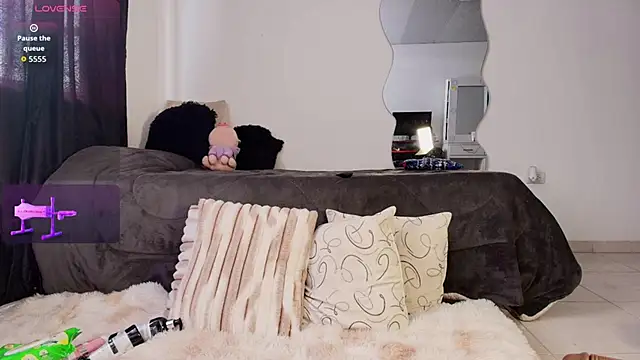 Madeline Dreams online show from October 2025 01:12:02 PM