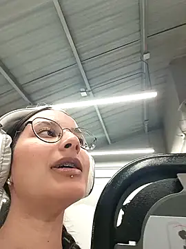  vaness online show from January 2025 05:37:02 AM