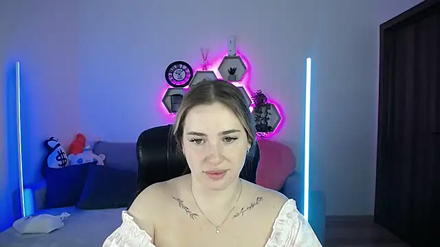 SabrinViolet online show from September 2025 08:07:01 AM