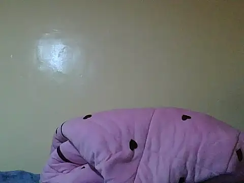 Snapshot of clakemmy250 chatting on January 2025 08:59:01 PM clakemmy250 online show from January 2025 08:59:01 PM