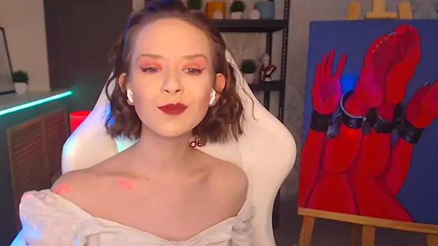 Snapshot of FascinatingEyess chatting on December 2024 10:21:02 PM FascinatingEyess online show from December 2024 10:21:02 PM