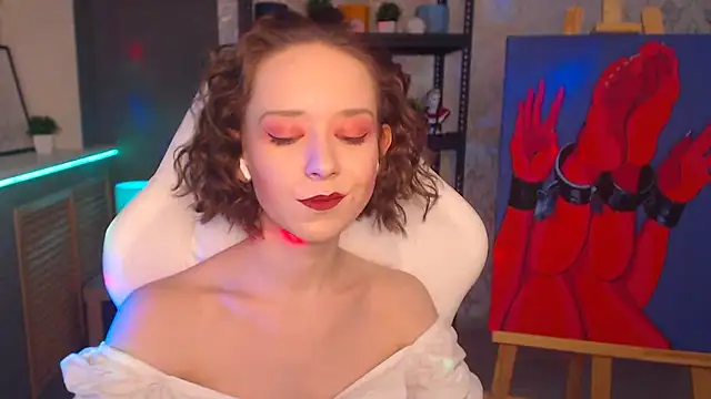 Snapshot of FascinatingEyess chatting on December 2024 06:48:01 PM FascinatingEyess online show from December 2024 06:48:01 PM