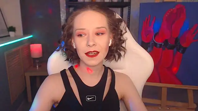 Snapshot of FascinatingEyess chatting on February 2025 09:31:01 PM FascinatingEyess online show from February 2025 09:31:01 PM