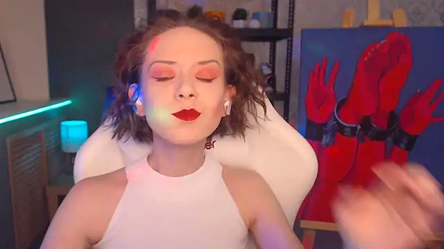 Snapshot of FascinatingEyess chatting on February 2025 11:48:02 PM FascinatingEyess online show from February 2025 11:48:02 PM