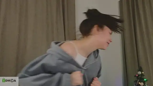 katty  cat online show from December 2024 06:17:01 PM