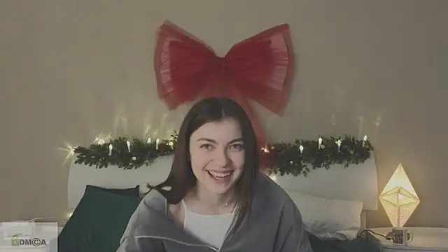 katty  cat online show from December 2024 04:04:01 PM