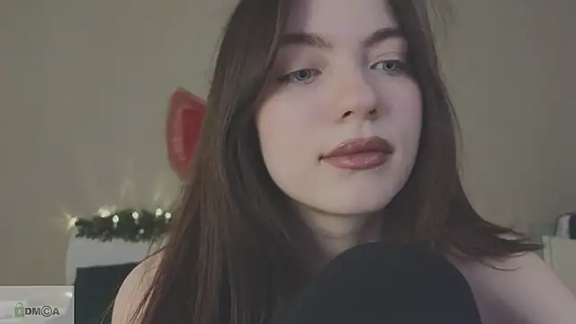 katty  cat online show from December 2024 04:32:01 PM