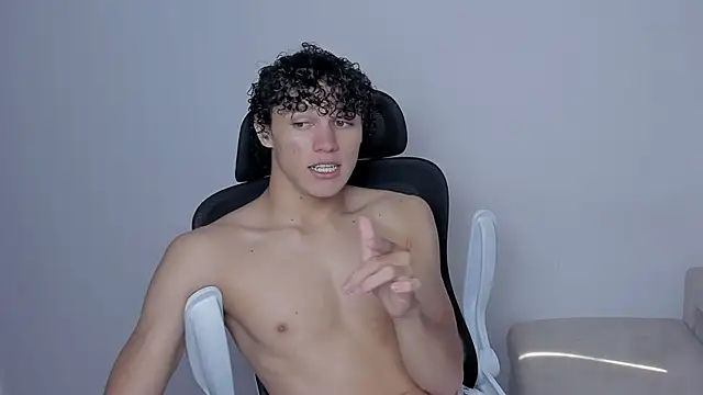 laurent nova online show from November 2025 05:57:01 PM