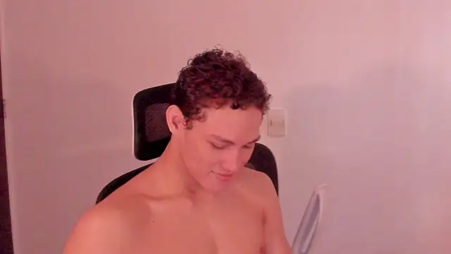 laurent nova online show from March 2026 09:08:01 PM