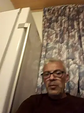Picolo4111 online show from October 2025 10:10:01 PM