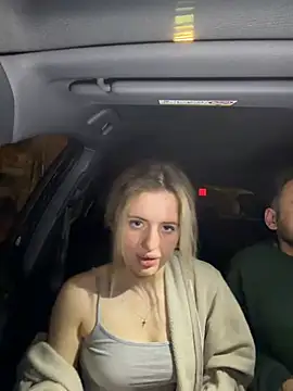 Holly-Glamour online show from March 2026 11:52:01 PM