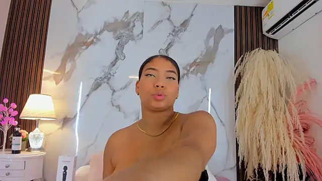 belacampbell online show from February 2025 09:17:01 PM