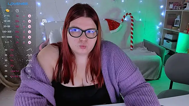 Snapshot of Melissa_Purr chatting on December 2024 05:26:01 PM Melissa Purr online show from December 2024 05:26:01 PM