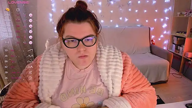 Snapshot of Melissa_Purr chatting on January 2025 11:48:01 AM Melissa Purr online show from January 2025 11:48:01 AM
