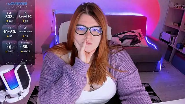 Snapshot of Melissa_Purr chatting on February 2025 03:18:02 AM Melissa Purr online show from February 2025 03:18:02 AM