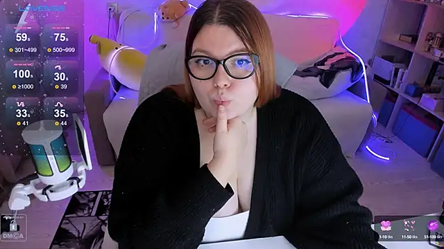 Snapshot of Melissa_Purr chatting on February 2025 06:48:01 PM Melissa Purr online show from February 2025 06:48:01 PM