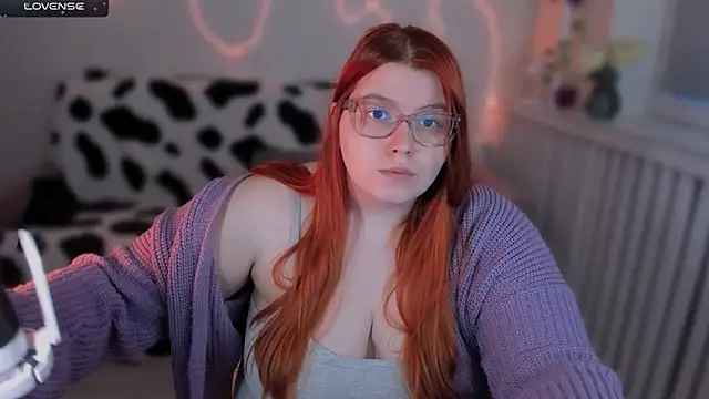Snapshot of Melissa_Purr chatting on September 2025 03:06:02 PM Melissa Purr online show from September 2025 03:06:02 PM