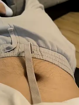 Snapshot of AttractiveSilk5 chatting on September 2025 03:45:01 PM AttractiveSilk5 online show from September 2025 03:45:01 PM