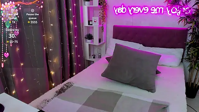 FeralPeach online show from March 2025 09:28:01 AM