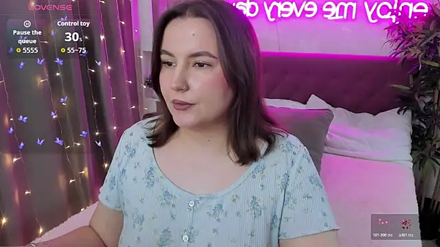 FeralPeach online show from January 2026 06:04:01 AM