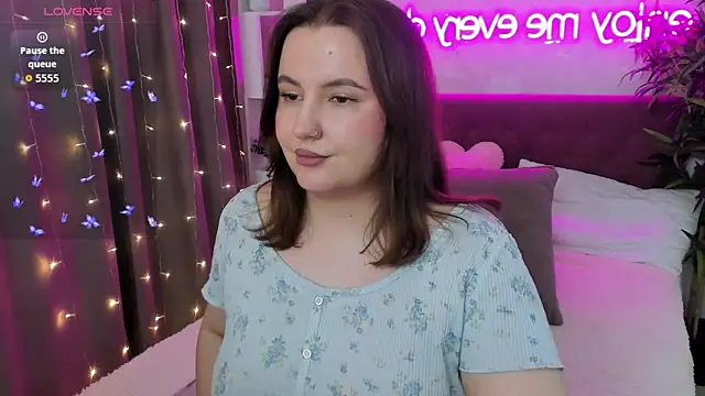 FeralPeach online show from March 2026 09:05:02 AM