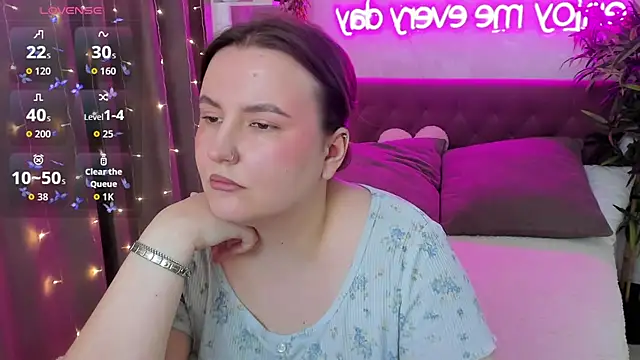 FeralPeach online show from March 2026 05:57:02 AM