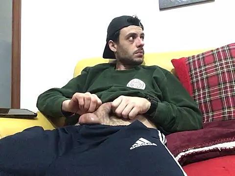 Snapshot of DragonPink chatting on February 2025 11:23:02 PM DragonPink online show from February 2025 11:23:02 PM