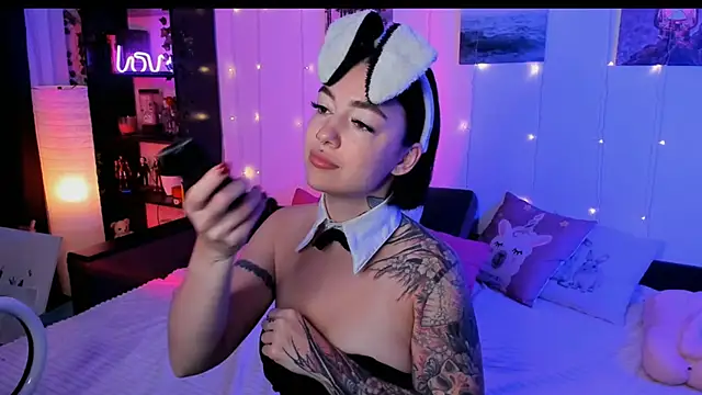 Magic Allie online show from November 2025 06:19:02 AM