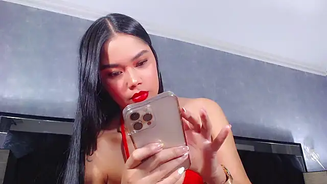 Snapshot of JasmineMoore chatting on December 2024 10:10:02 PM JasmineMoore online show from December 2024 10:10:02 PM