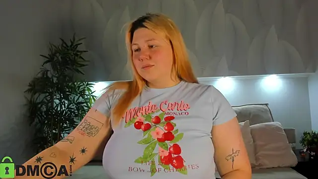 Ruth Oliver online show from November 2025 01:17:02 AM