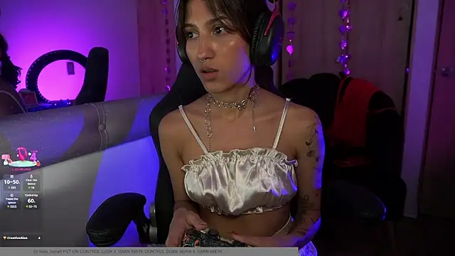 MissKorah online show from February 2025 03:37:01 AM