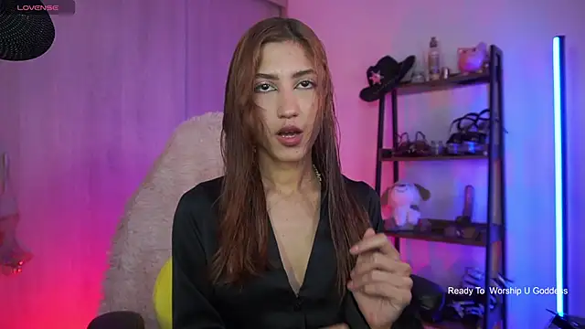 MissKorah online show from July 2026 11:18:02 PM