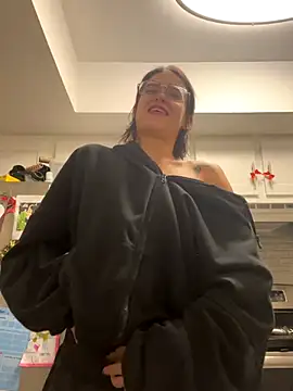 SafeinouterSpace online show from December 2025 07:58:02 AM