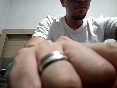 Terry Bogardd online show from November 2025 04:23:02 AM