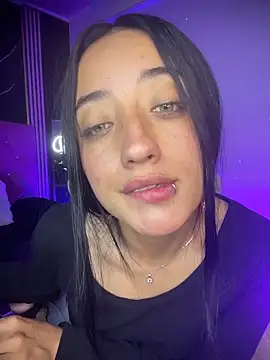 Ady 18 online show from April 2026 07:58:02 PM