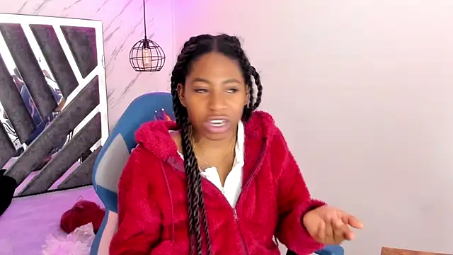 Snapshot of Queen_perla_ chatting on November 2025 11:42:02 AM Queen perla online show from November 2025 11:42:02 AM