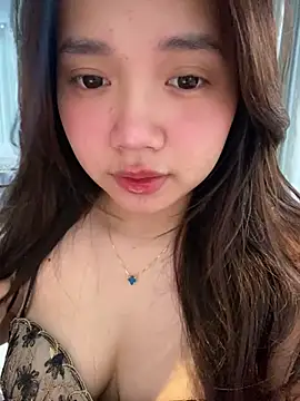 Snapshot of Hotellinh12 chatting on January 2026 06:39:01 AM Hotellinh12 online show from January 2026 06:39:01 AM