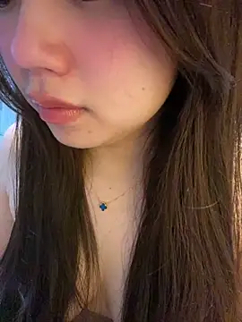 Snapshot of Hotellinh12 chatting on February 2026 04:34:02 PM Hotellinh12 online show from February 2026 04:34:02 PM