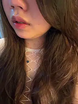 Hotellinh12 online show from May 2026 03:53:01 PM