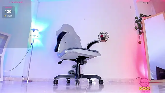 Snapshot of thais_dreams chatting on November 2025 01:02:02 PM thais dreams online show from November 2025 01:02:02 PM