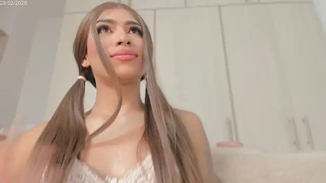 Snapshot of Angel_camm chatting on March 2026 04:58:01 AM Angel camm online show from March 2026 04:58:01 AM