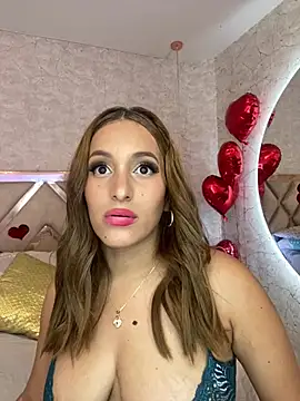 Agnescruzz online show from February 2025 08:36:01 PM