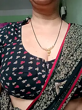 Rosy-B online show from April 2026 12:39:01 AM