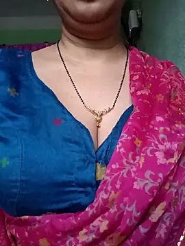 Snapshot of Rosy-B chatting on May 2026 12:29:01 AM Rosy-B online show from May 2026 12:29:01 AM