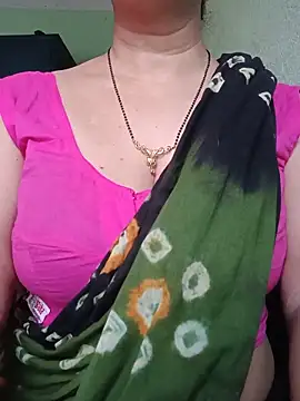 Snapshot of Rosy-B chatting on June 2026 12:02:02 AM Rosy-B online show from June 2026 12:02:02 AM