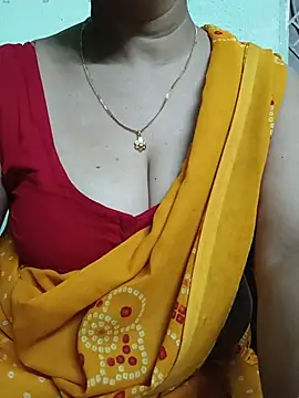 Rosy-B online show from July 2026 06:20:01 PM