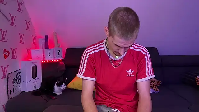 Cookieboy88 online show from October 2025 05:48:02 PM