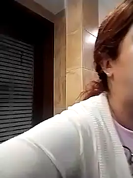 Snapshot of AriaRusso chatting on February 2025 12:37:02 AM AriaRusso online show from February 2025 12:37:02 AM