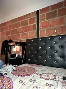 FitnessdollTS online show from November 2025 03:01:02 PM